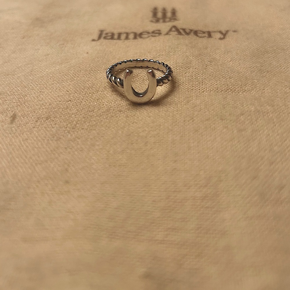 *Retired* James Avery Horseshoe ring